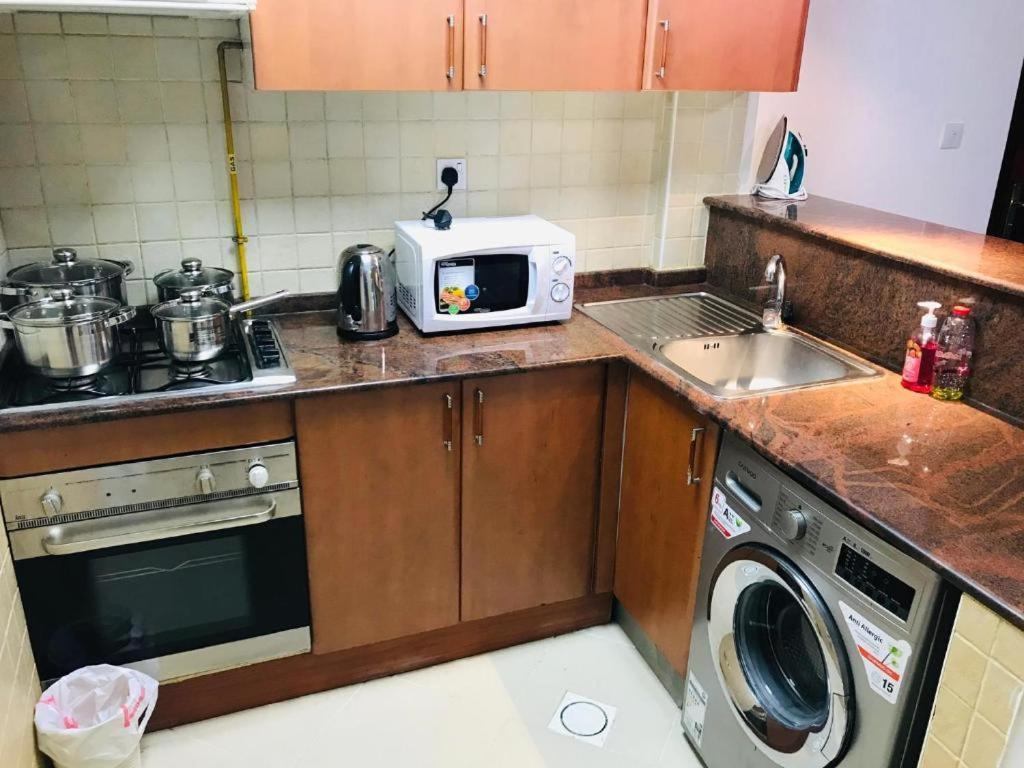 Marina Diamond 2 Apartment Dubai Bagian luar foto